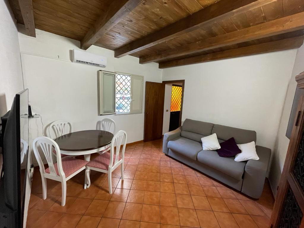 La Zisa Holiday Palermo Esterno foto