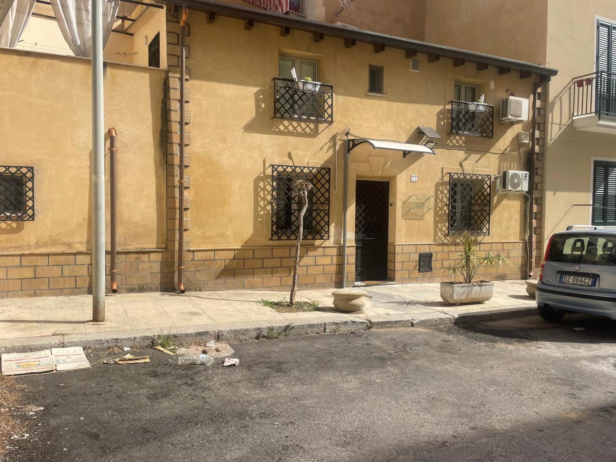 La Zisa Holiday Palermo Esterno foto